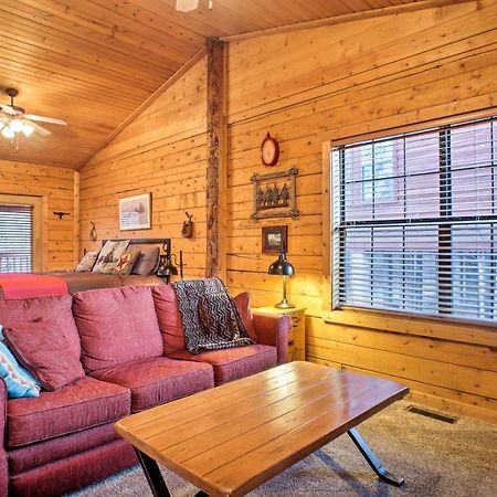 Cabin-Style Studio Right Off The Branson Strip! Apartment Luaran gambar