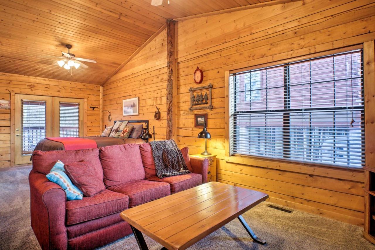 Cabin-Style Studio Right Off The Branson Strip! Apartment Luaran gambar