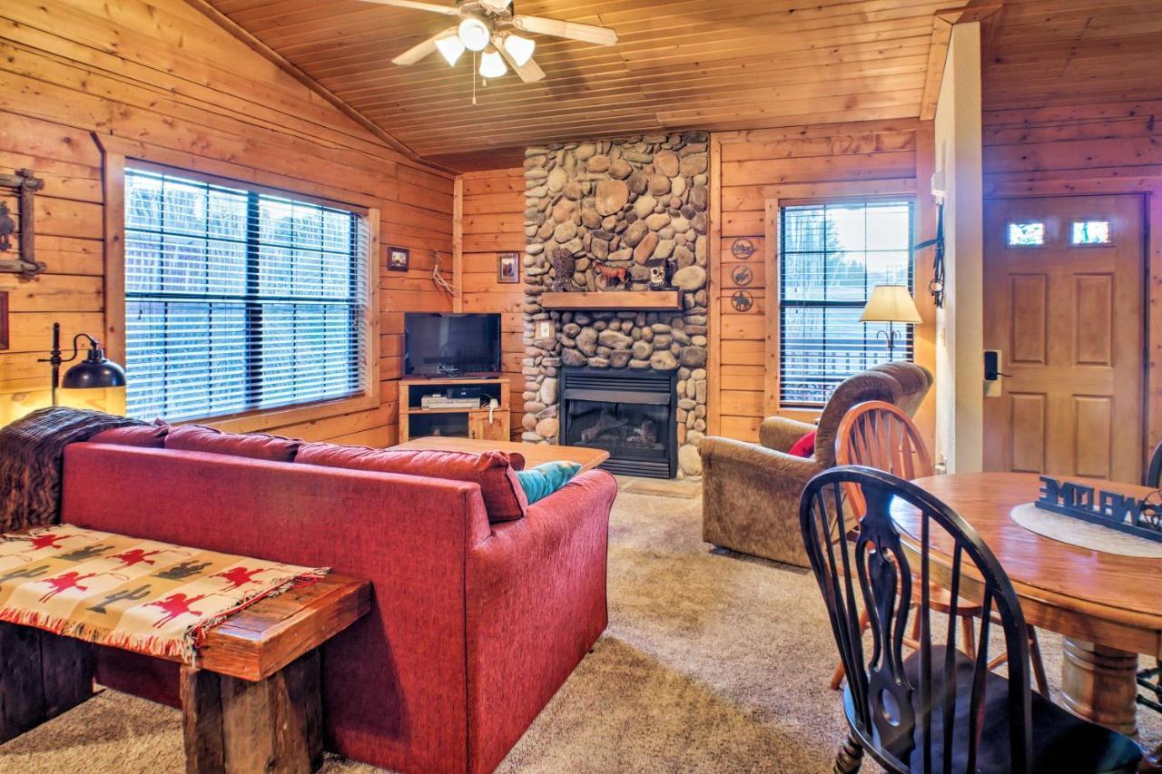 Cabin-Style Studio Right Off The Branson Strip! Apartment Luaran gambar