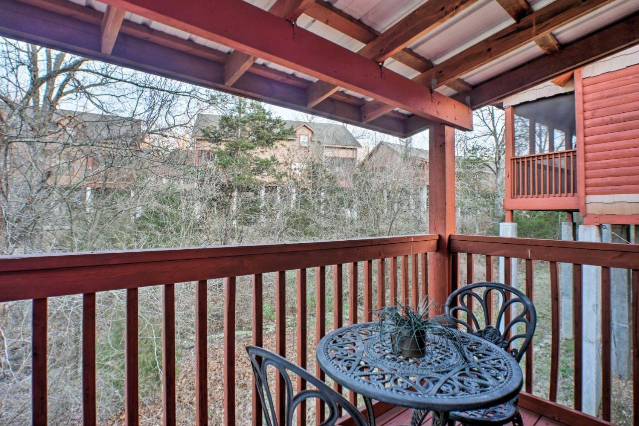 Cabin-Style Studio Right Off The Branson Strip! Apartment Luaran gambar